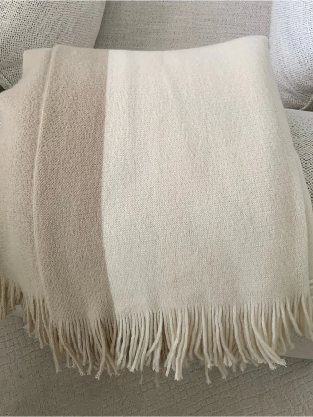 Crate&Barrel Two-Tone Fringe Throw in Cream and Tan Size 55” x 70” Soft